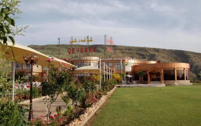 52856429_1888289217947872_376780142095106048_n